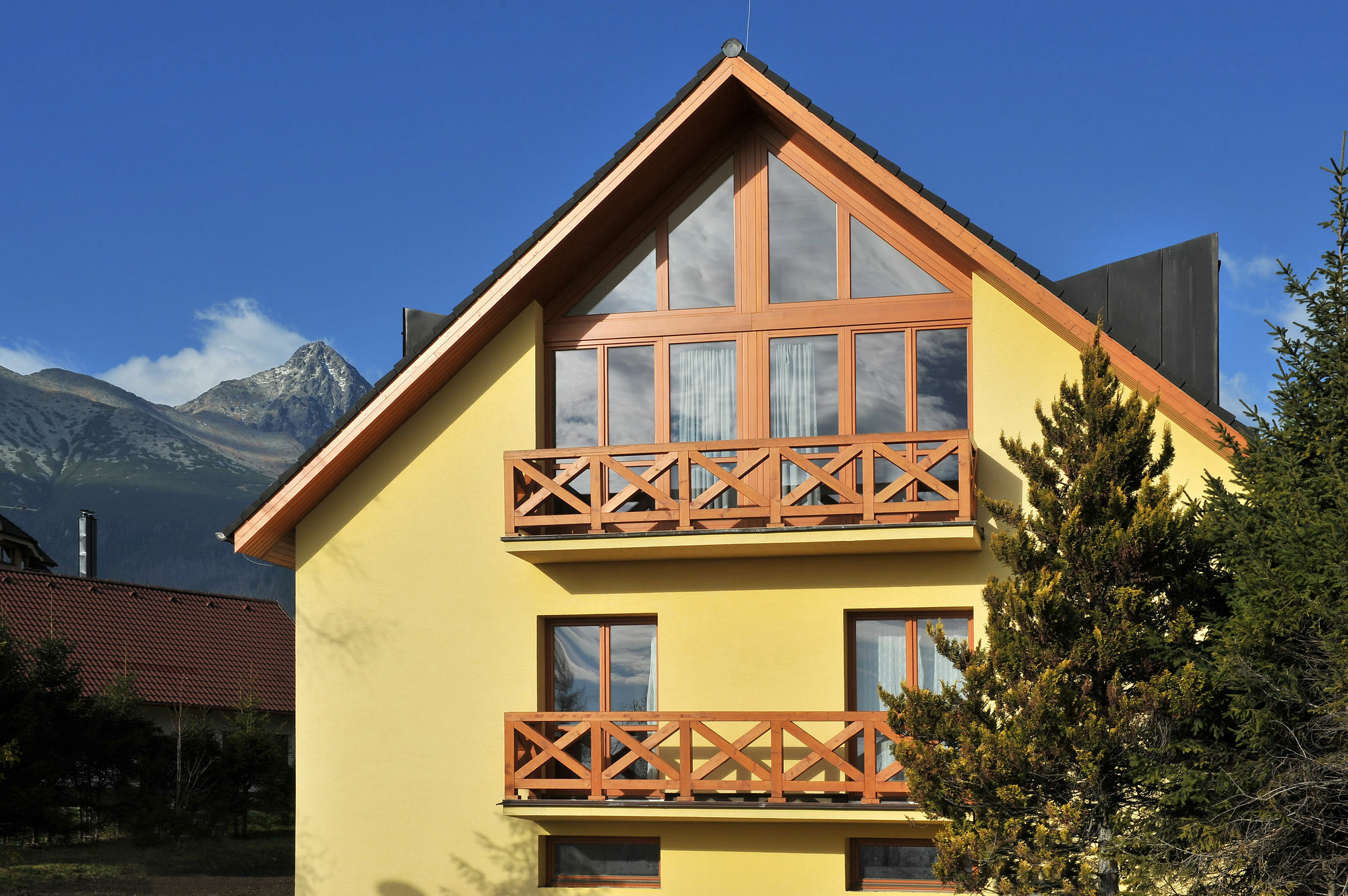 Aplend Vila Magnolia Tatranská Lomnica Exterior foto
